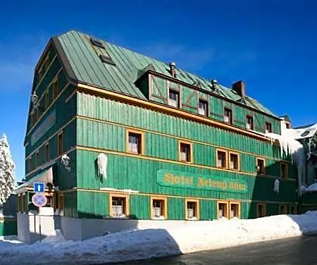 Zeleny Dum Hotel